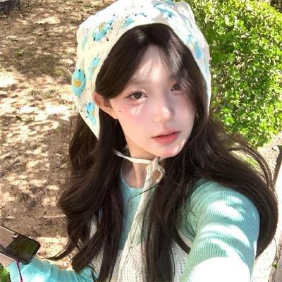 隔壁墓园的男孩